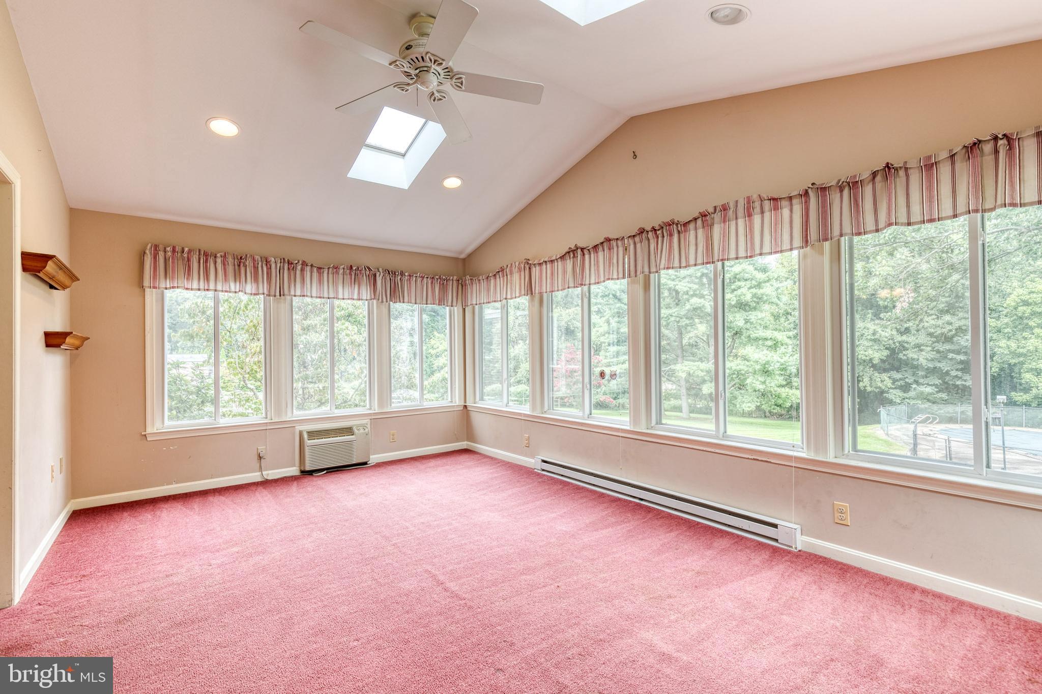 FOX WOODS - Residential