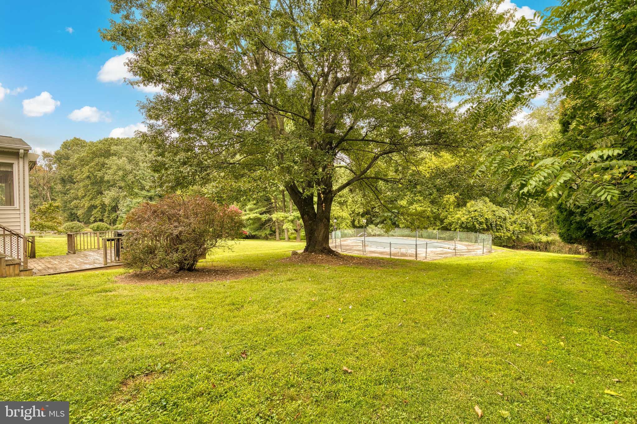 FOX WOODS - Residential