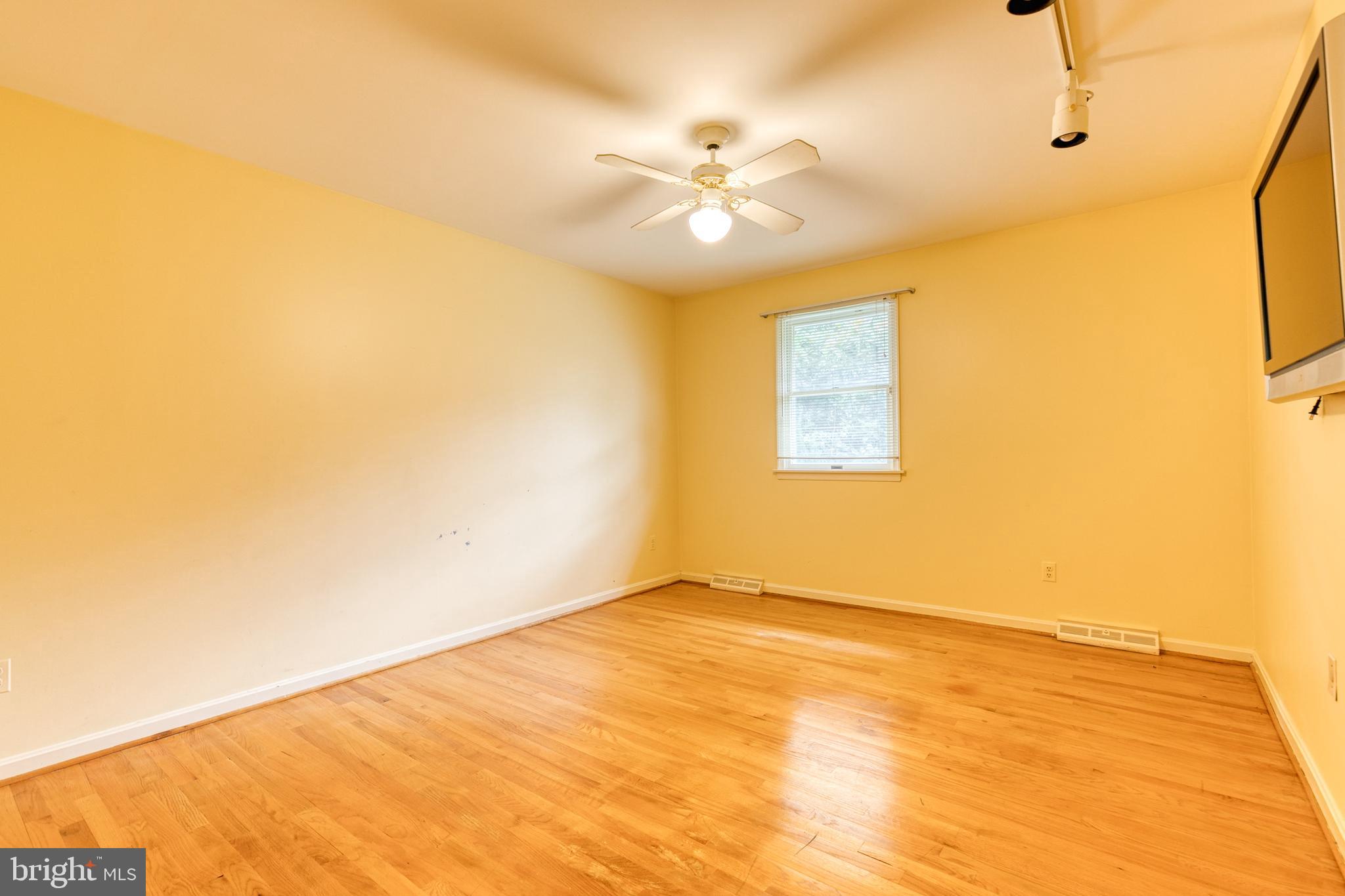 FOX WOODS - Residential