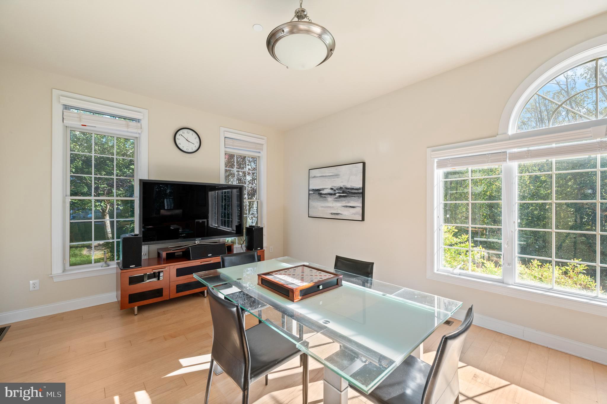 LISETER - Residential