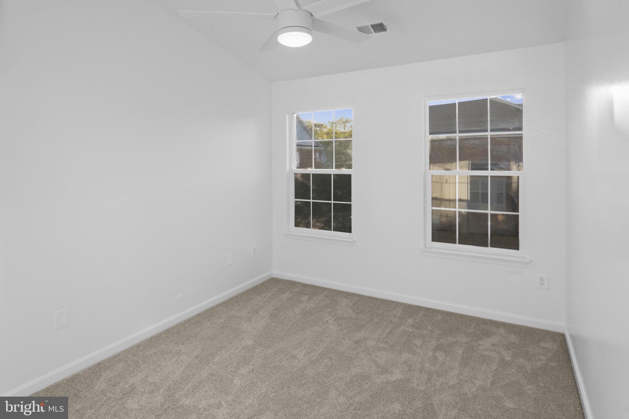 KINGSTOWNE - Residential