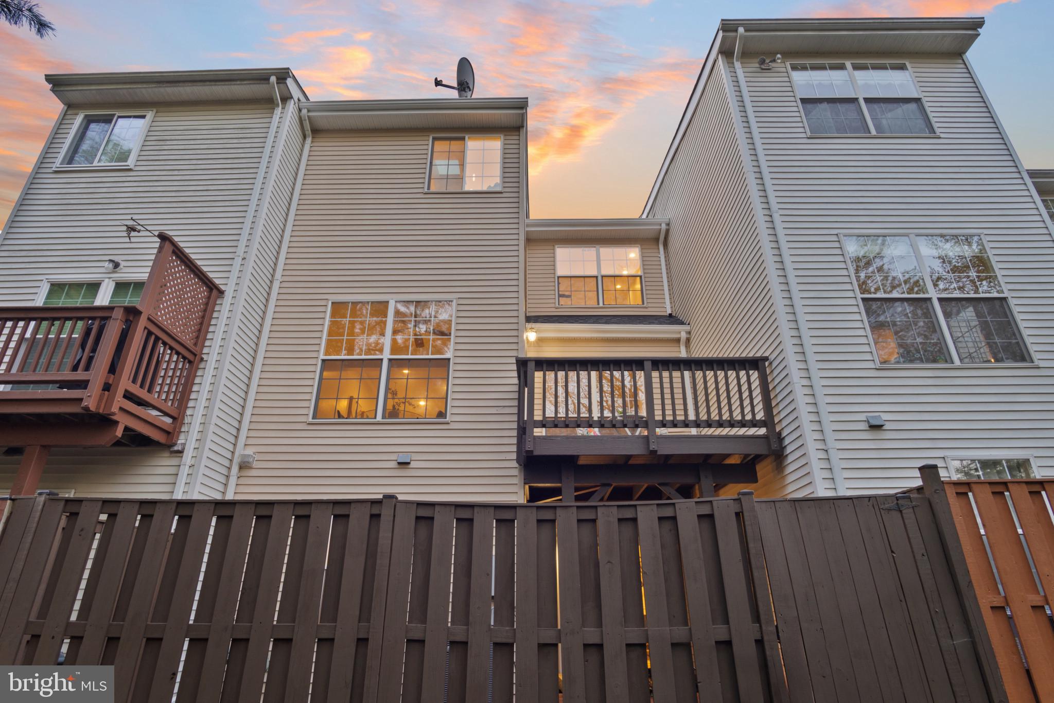 KINGSTOWNE - Residential