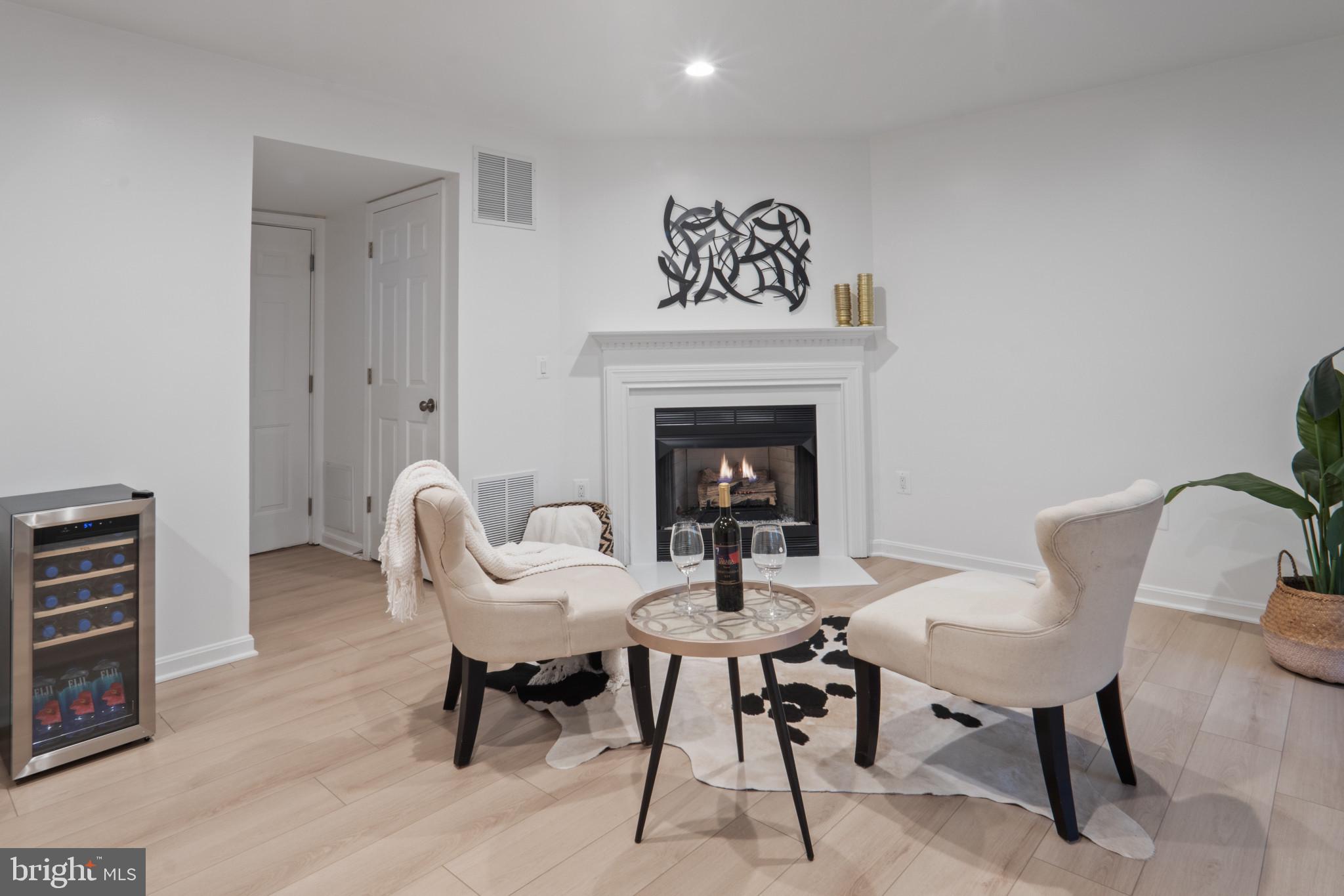 KINGSTOWNE - Residential