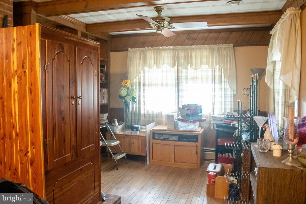 STONE HOUSE VILLAGE - Residential