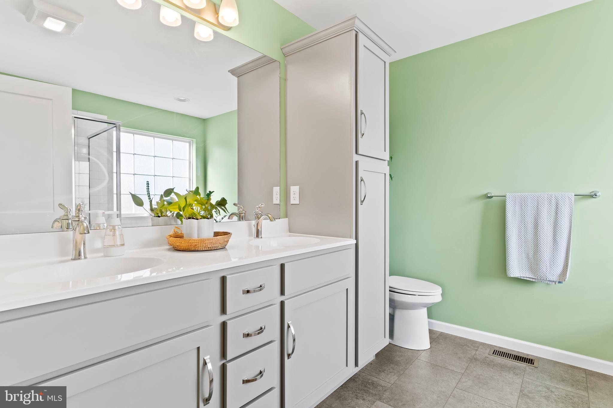 MEADOWBROOK FARMS - Residential