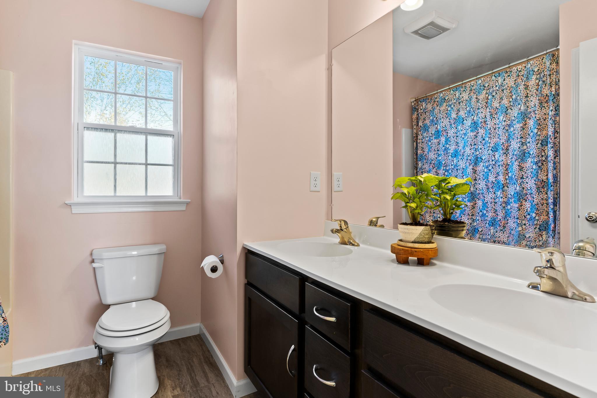 MEADOWBROOK FARMS - Residential