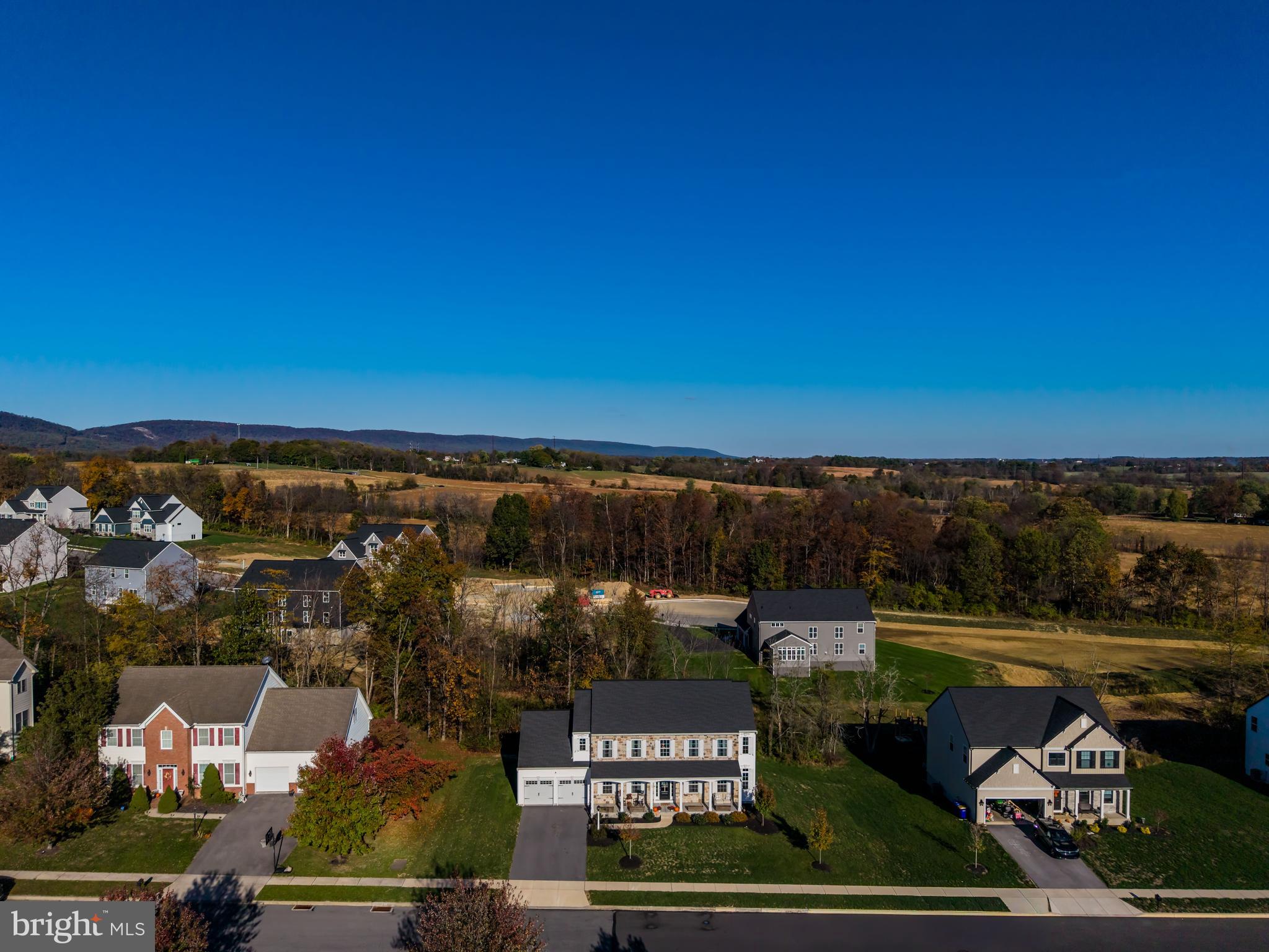 MEADOWBROOK FARMS - Residential