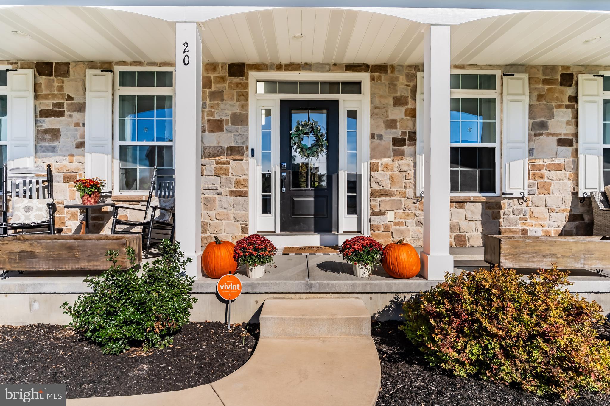 MEADOWBROOK FARMS - Residential