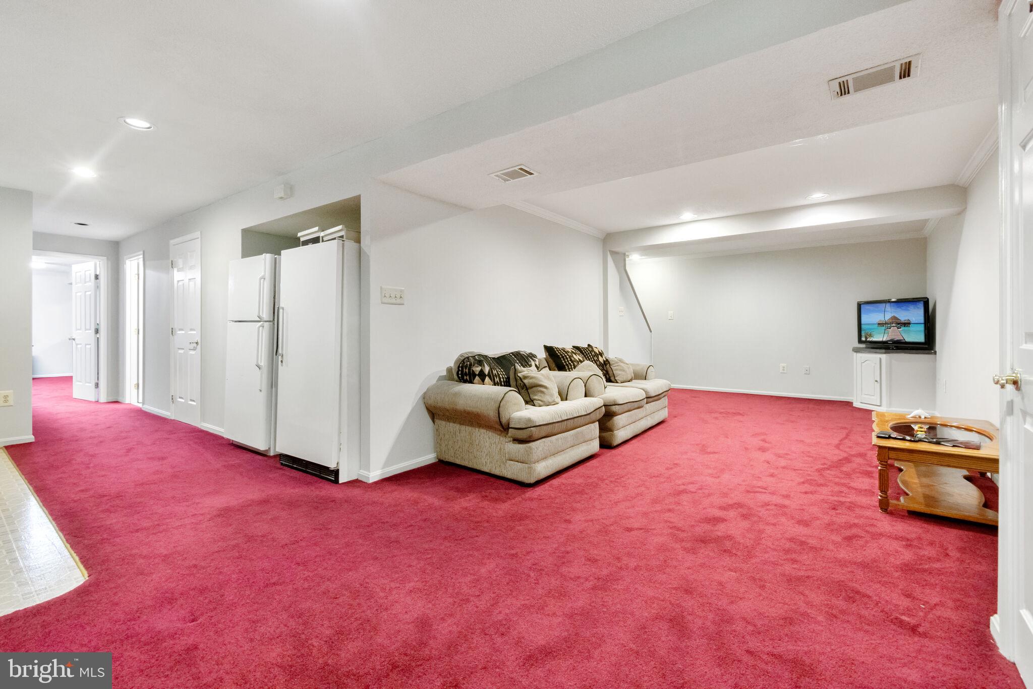 STRATHMORE AT BEL PRE - Residential