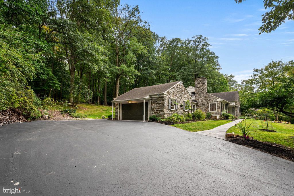 Photo of 434 Pugh Road, WAYNE, PA 19087 (MLS # PACT2109796)