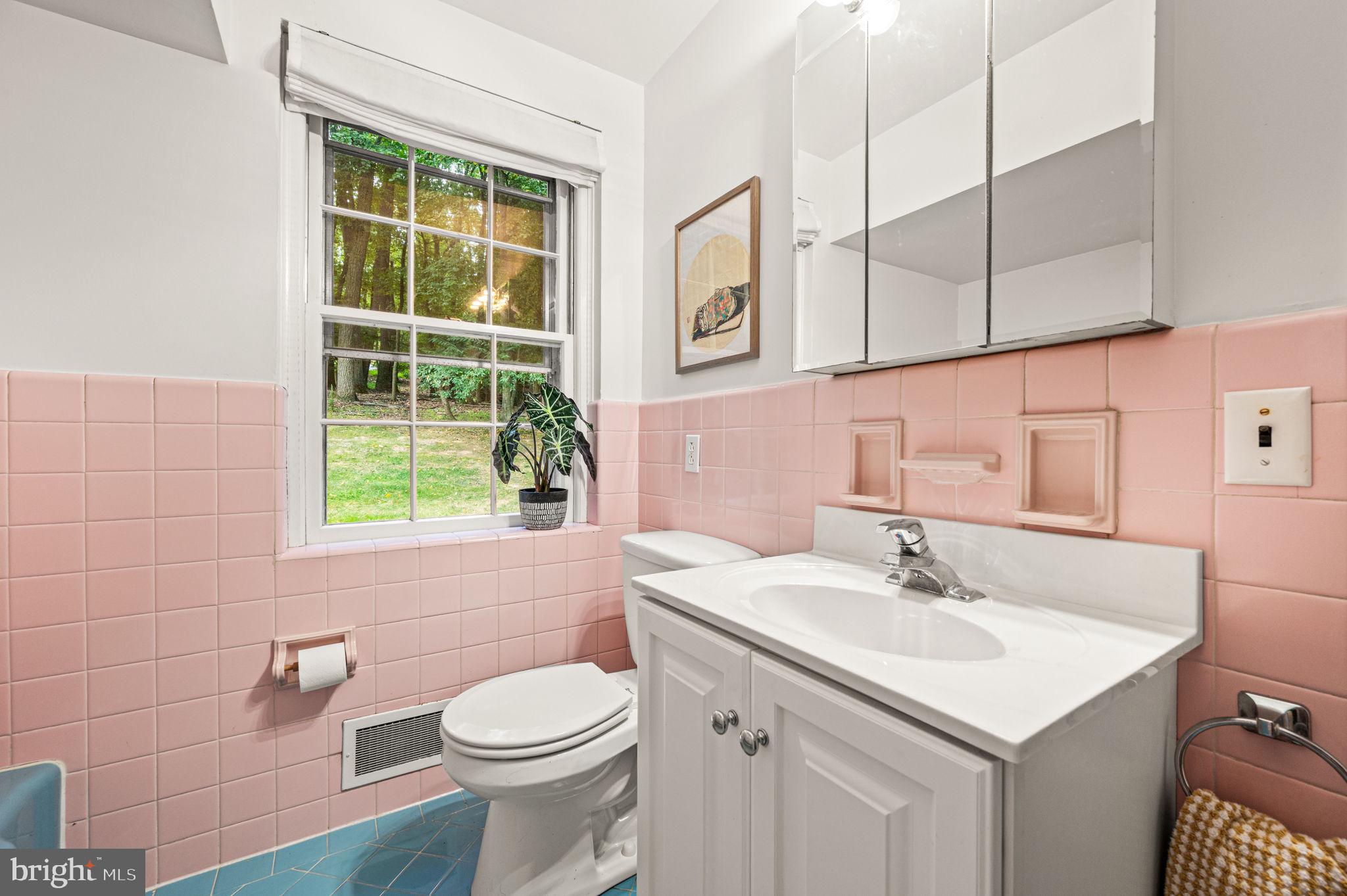 AVONWOOD - Residential