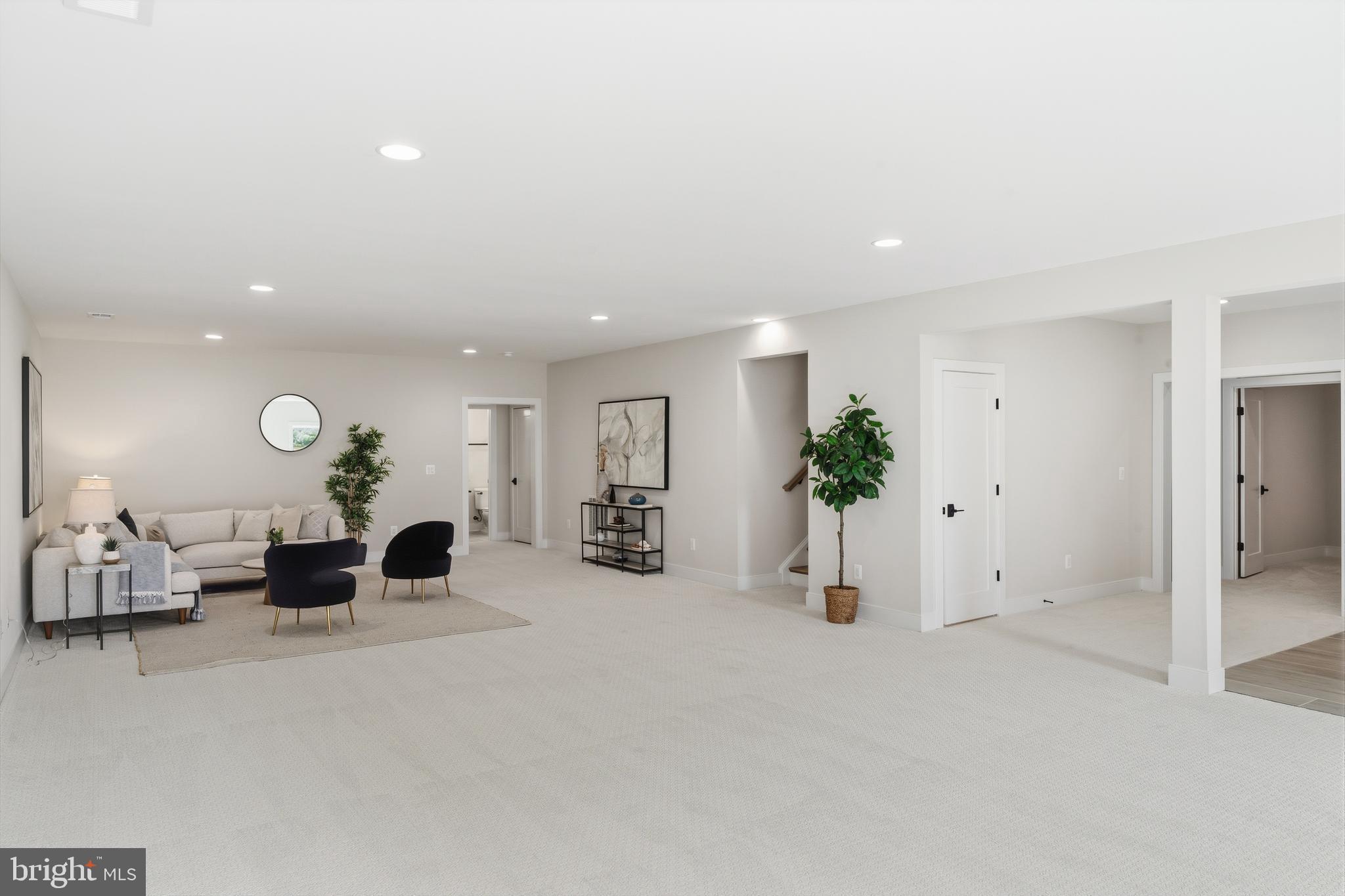 CHESTERBROOK GARDENS - Residential