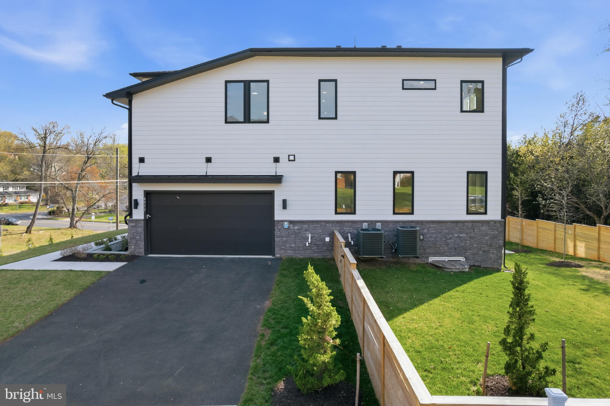 CHESTERBROOK GARDENS - Residential