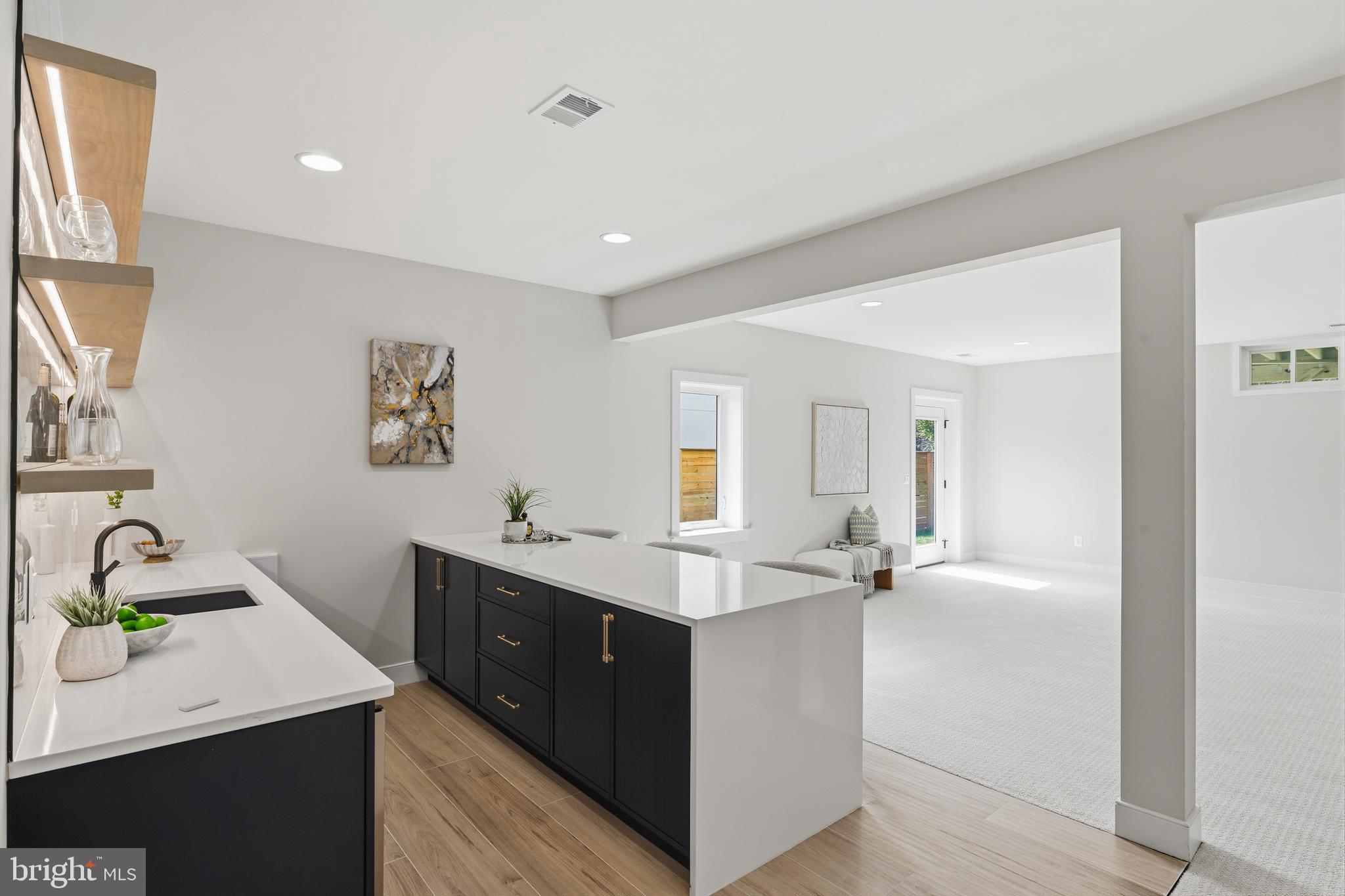 CHESTERBROOK GARDENS - Residential