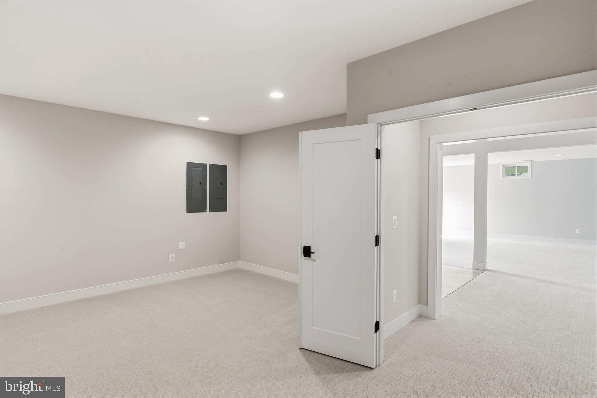 CHESTERBROOK GARDENS - Residential