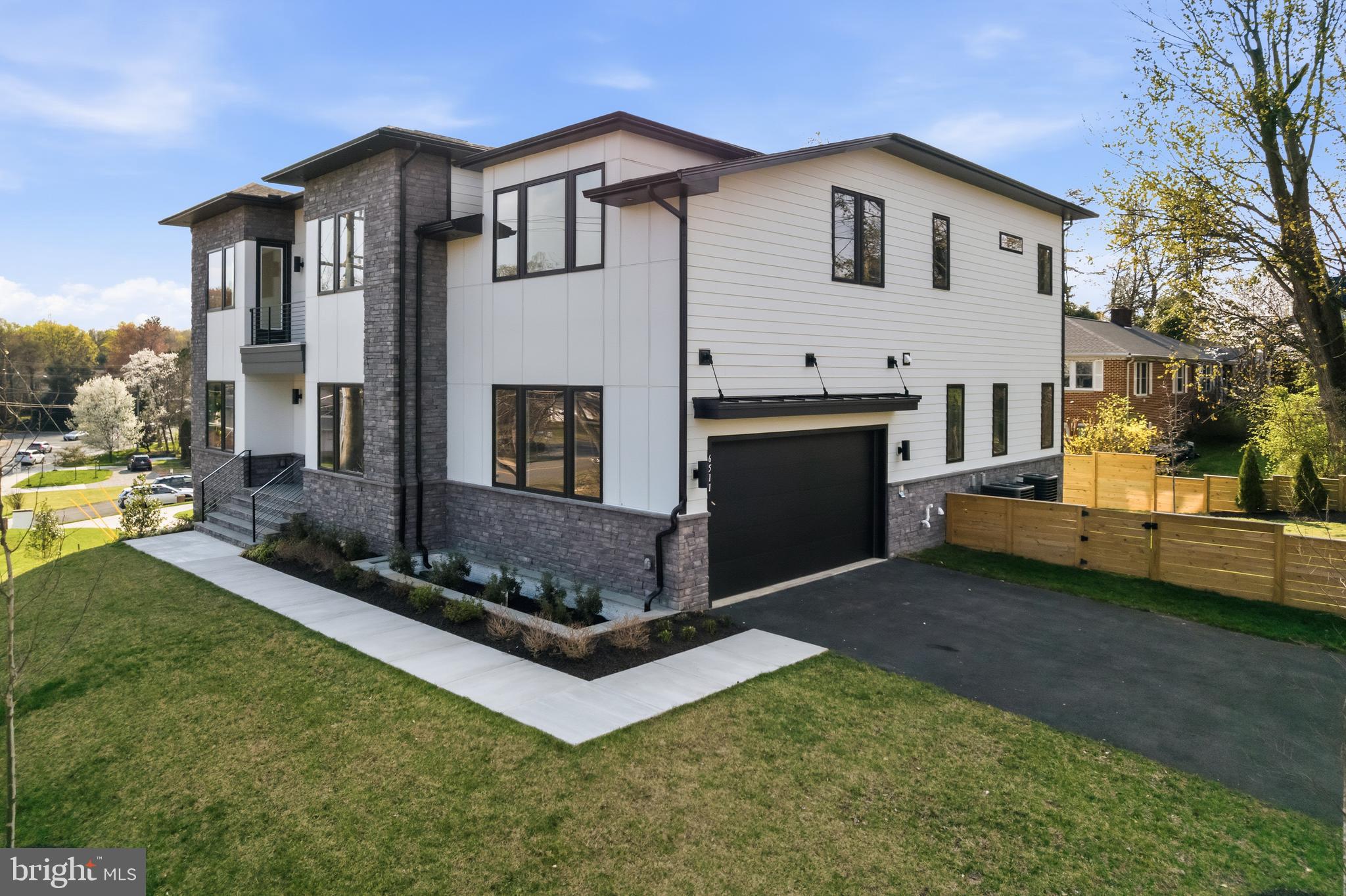 CHESTERBROOK GARDENS - Residential