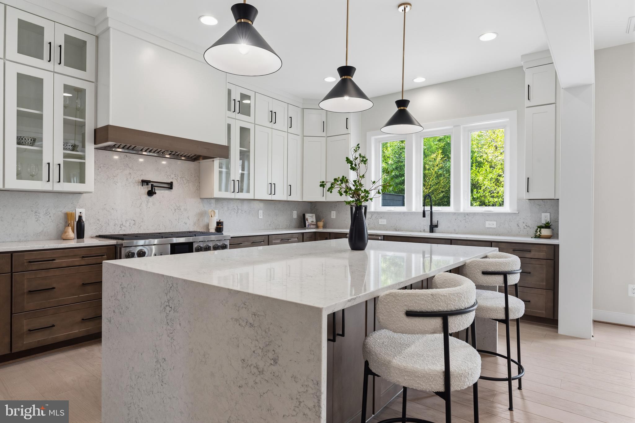 CHESTERBROOK GARDENS - Residential