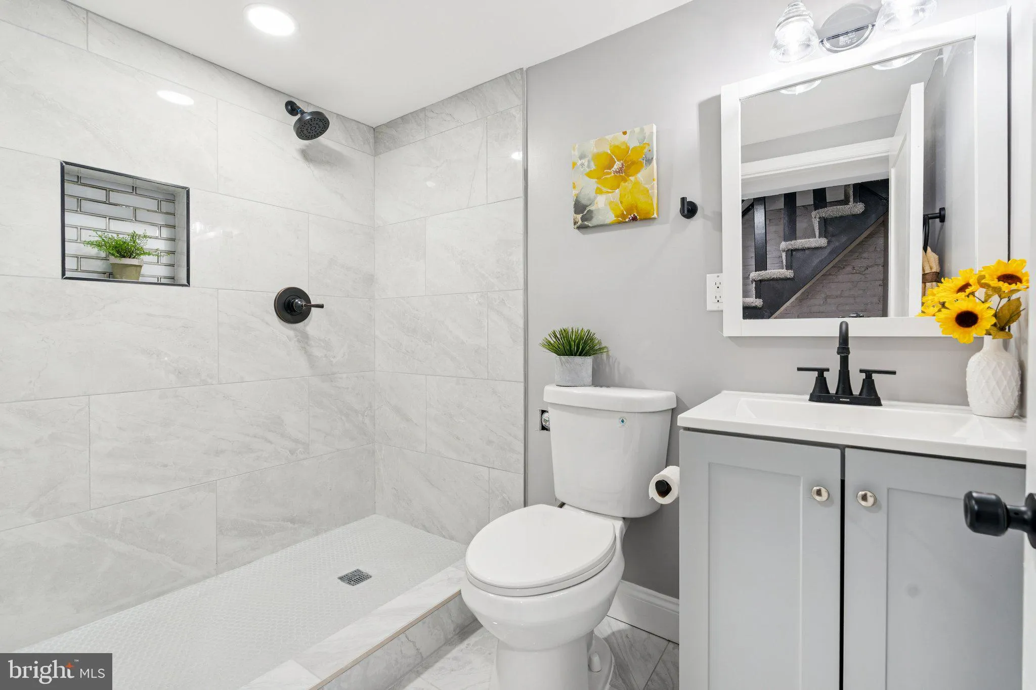 Baltimore, Maryland 21224, United States, 4 Bedrooms Bedrooms, ,3 BathroomsBathrooms,Residential,Pending,184914