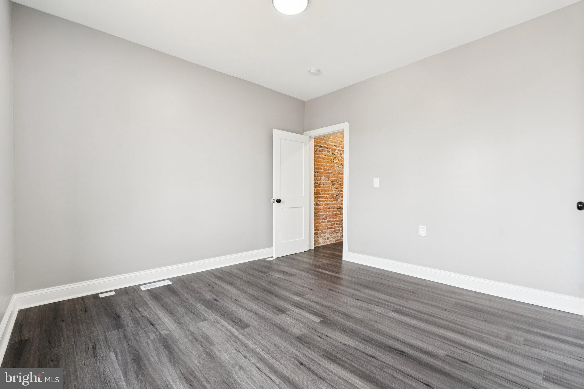 HIGHLANDTOWN - Residential