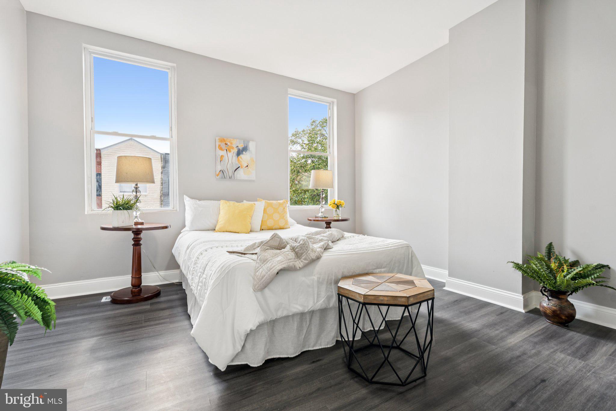 HIGHLANDTOWN - Residential