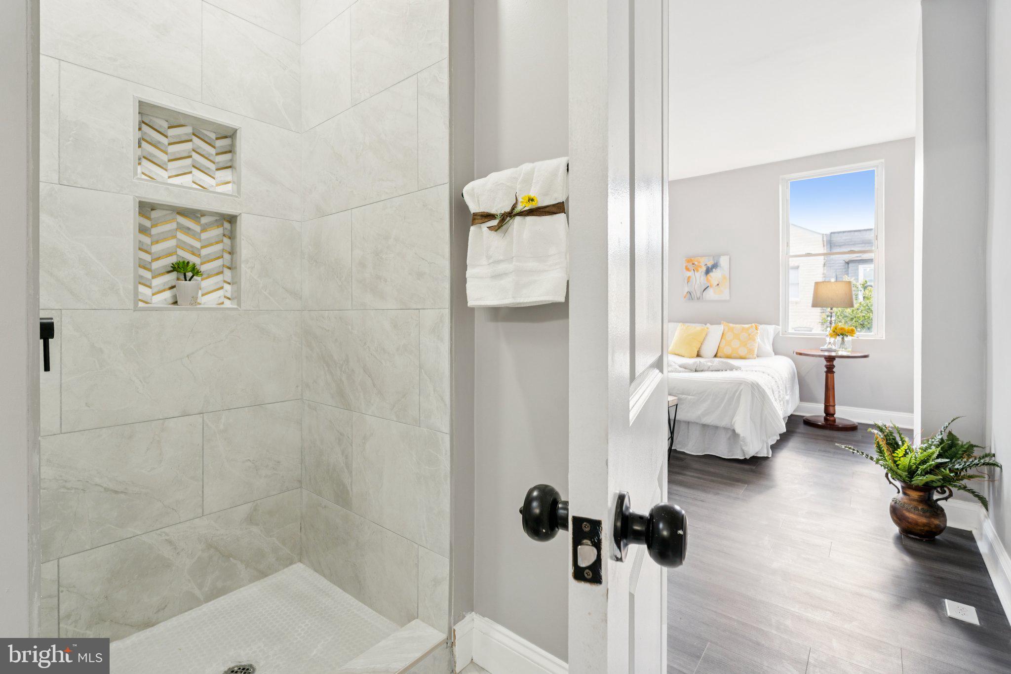 HIGHLANDTOWN - Residential