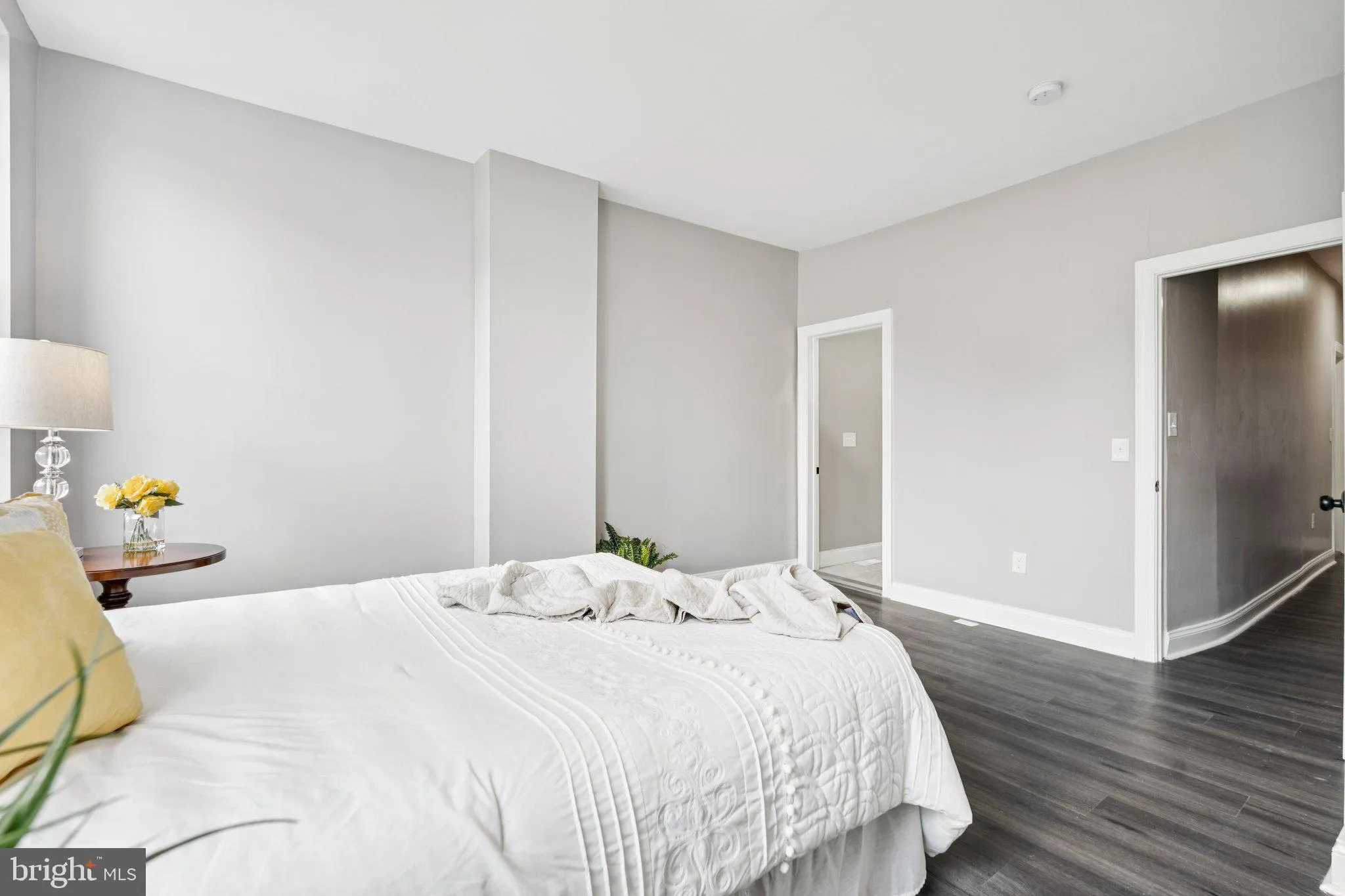 Baltimore, Maryland 21224, United States, 4 Bedrooms Bedrooms, ,3 BathroomsBathrooms,Residential,Pending,184914