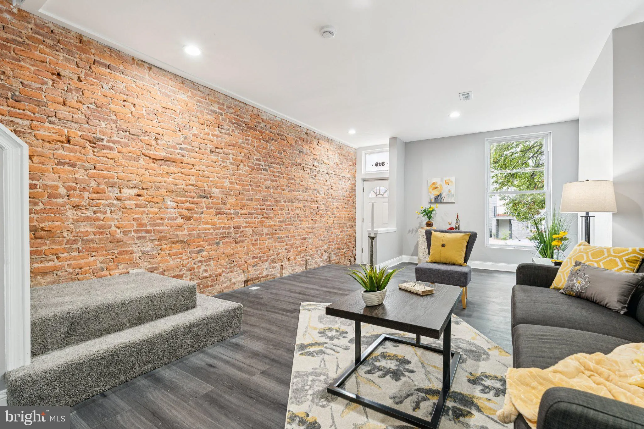 Baltimore, Maryland 21224, United States, 4 Bedrooms Bedrooms, ,3 BathroomsBathrooms,Residential,Pending,184914