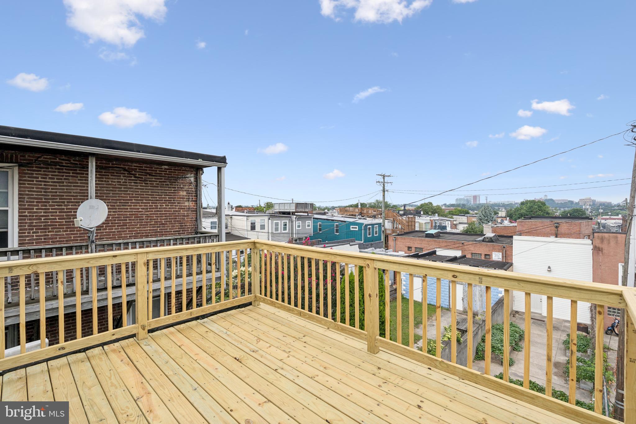 HIGHLANDTOWN - Residential