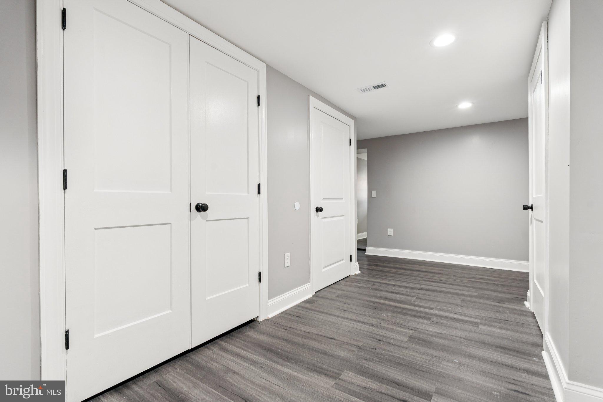 HIGHLANDTOWN - Residential