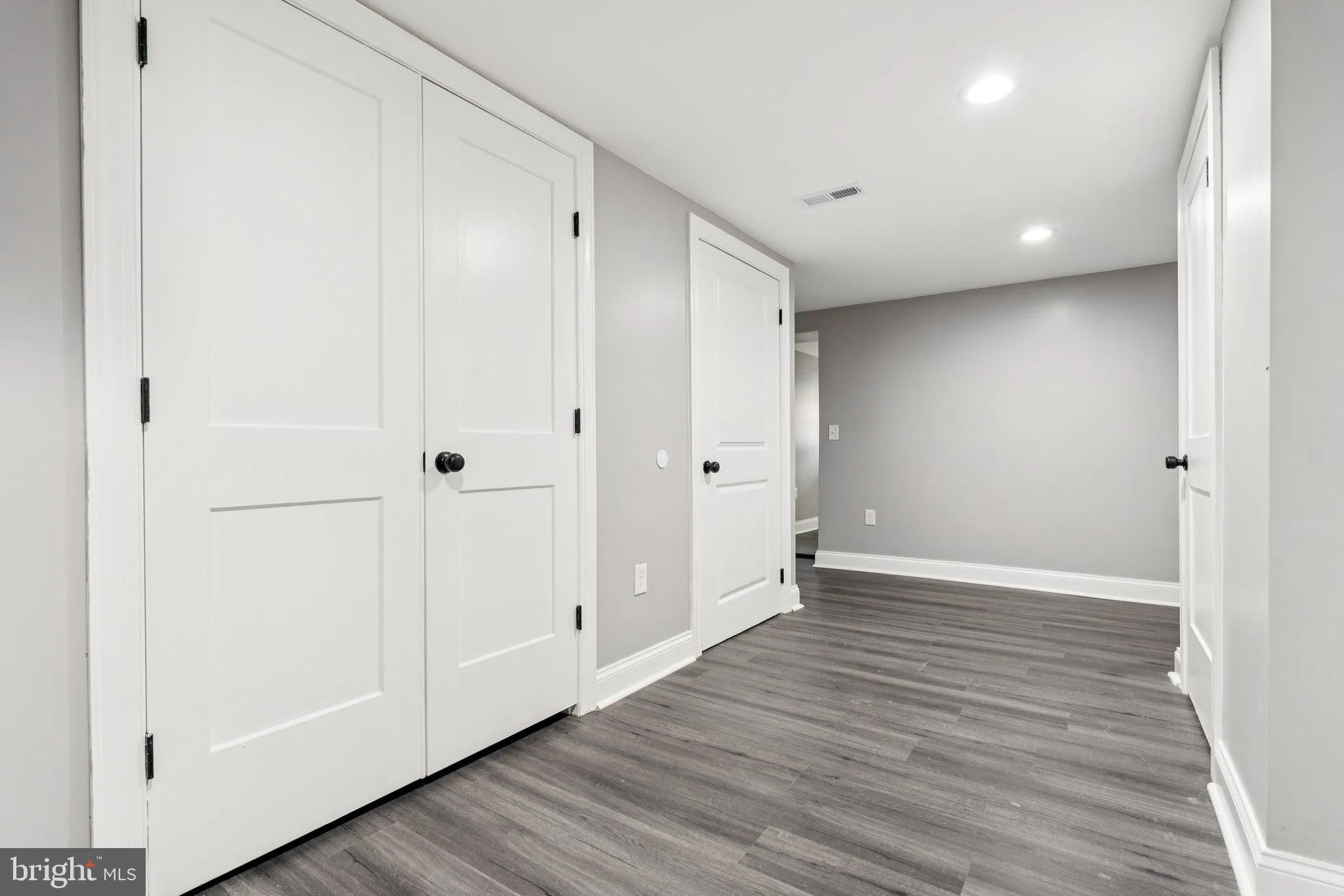 Baltimore, Maryland 21224, United States, 4 Bedrooms Bedrooms, ,3 BathroomsBathrooms,Residential,Pending,184914