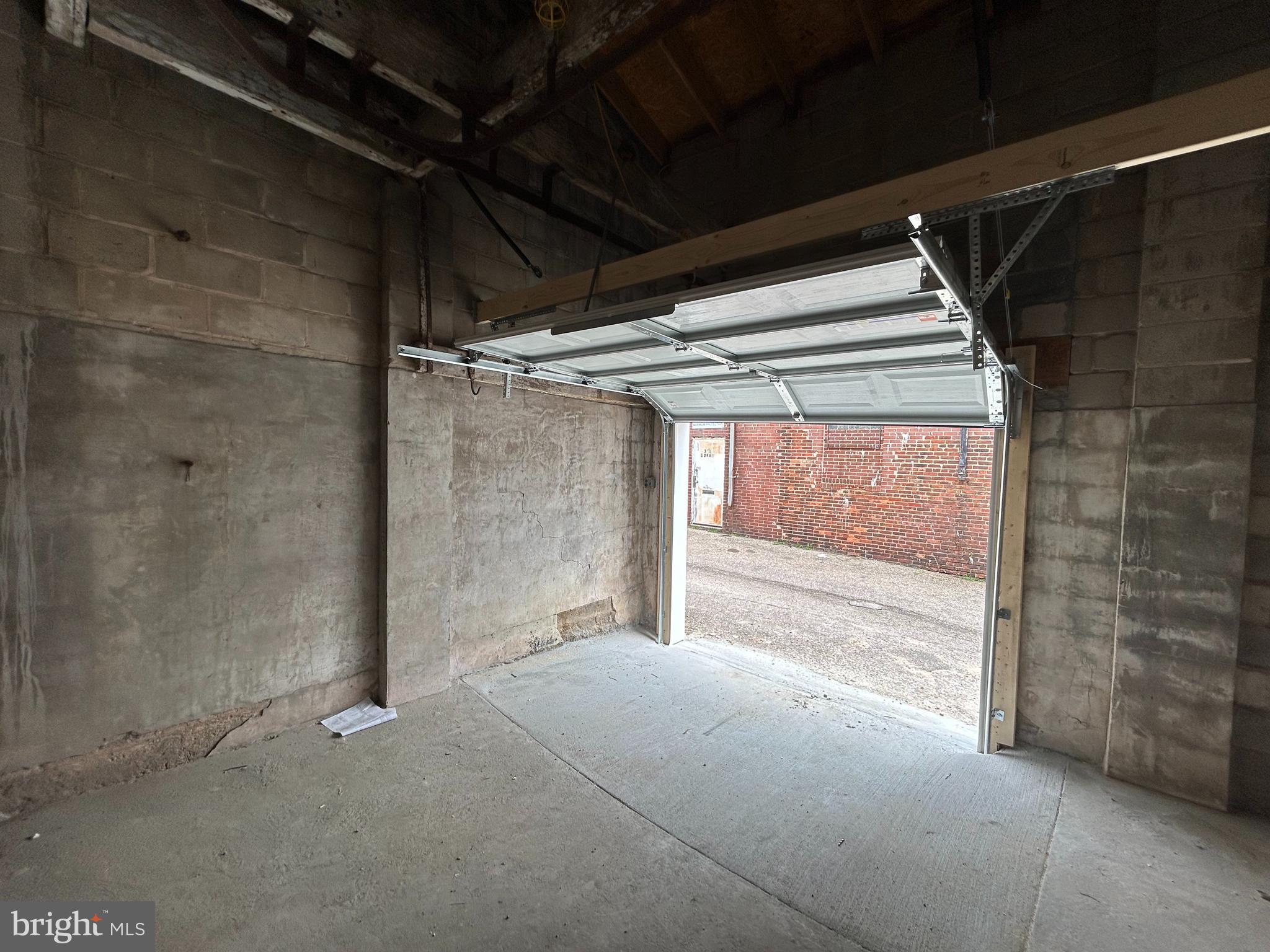 HIGHLANDTOWN - Residential