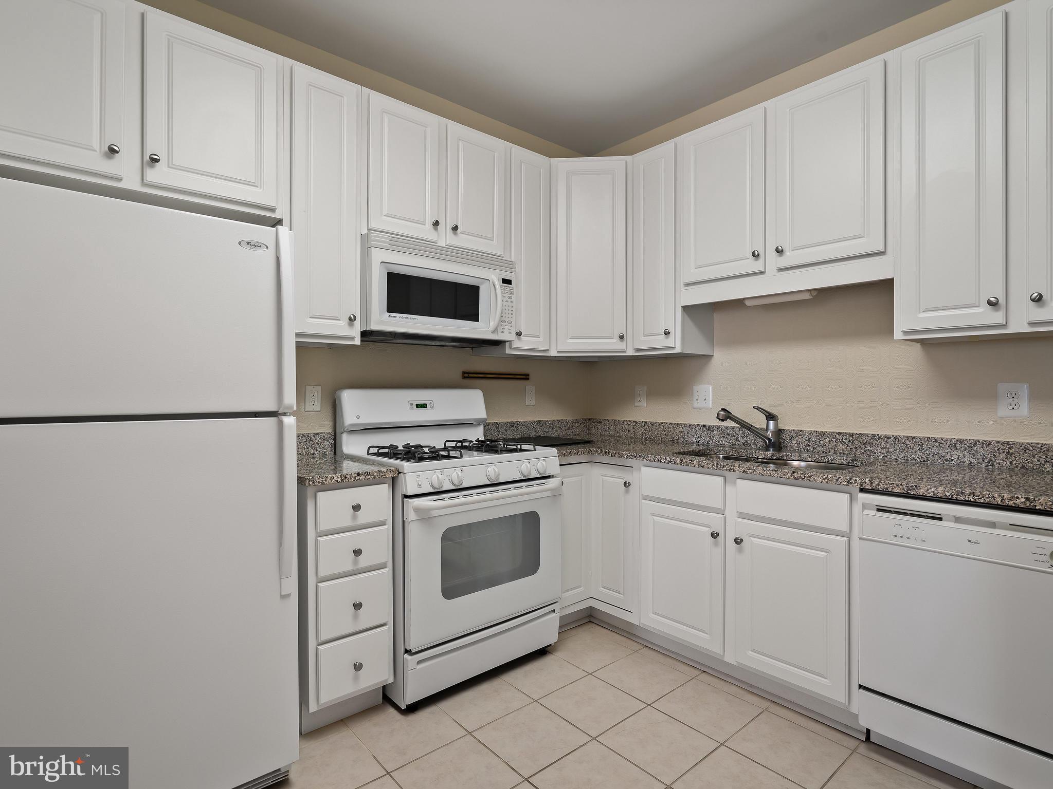 WAVERLY WOODS - Residential Lease