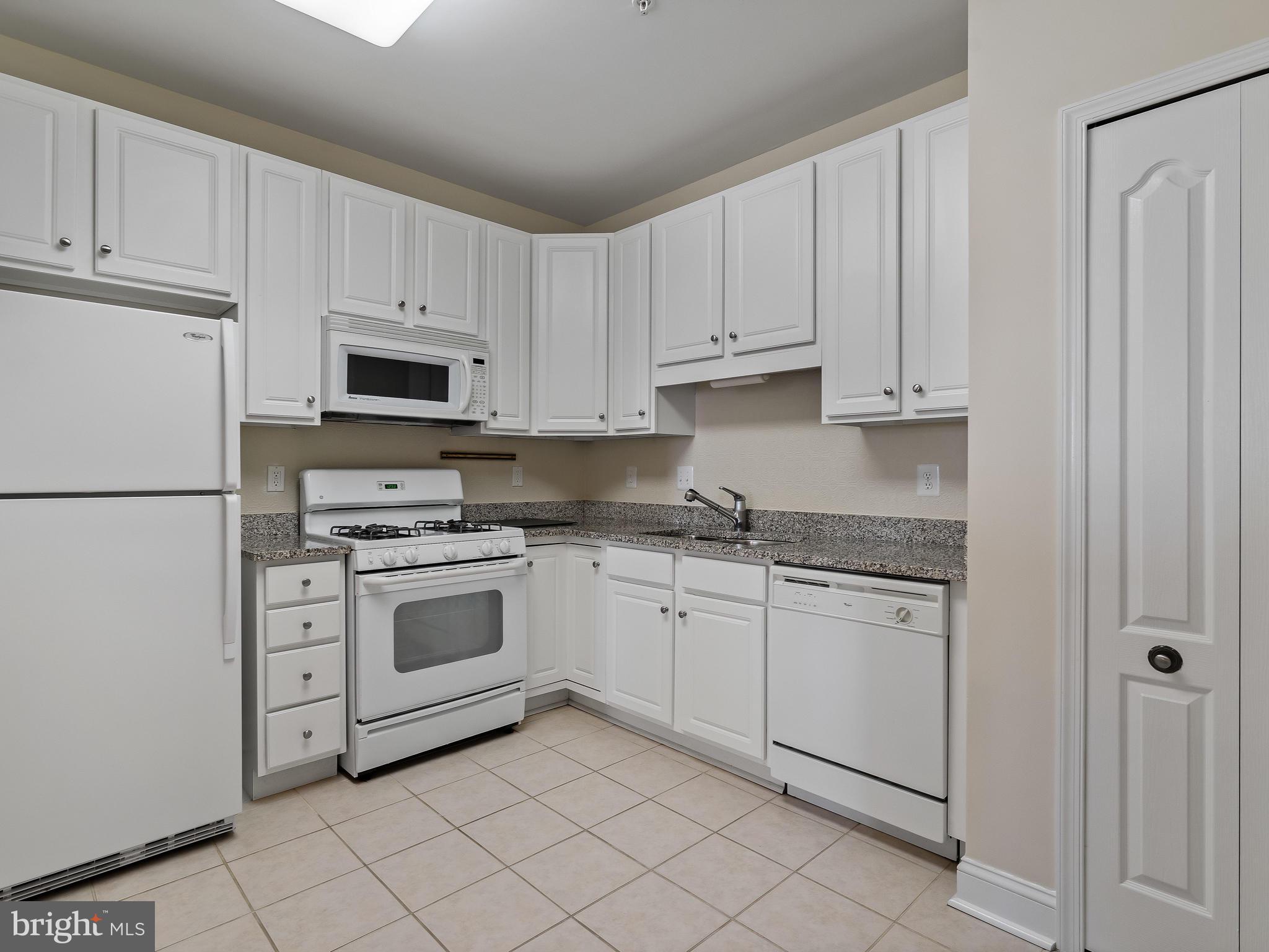 WAVERLY WOODS - Residential Lease