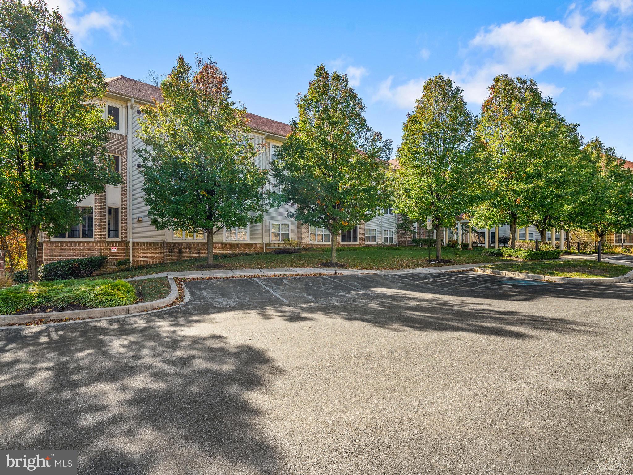 WAVERLY WOODS - Residential Lease