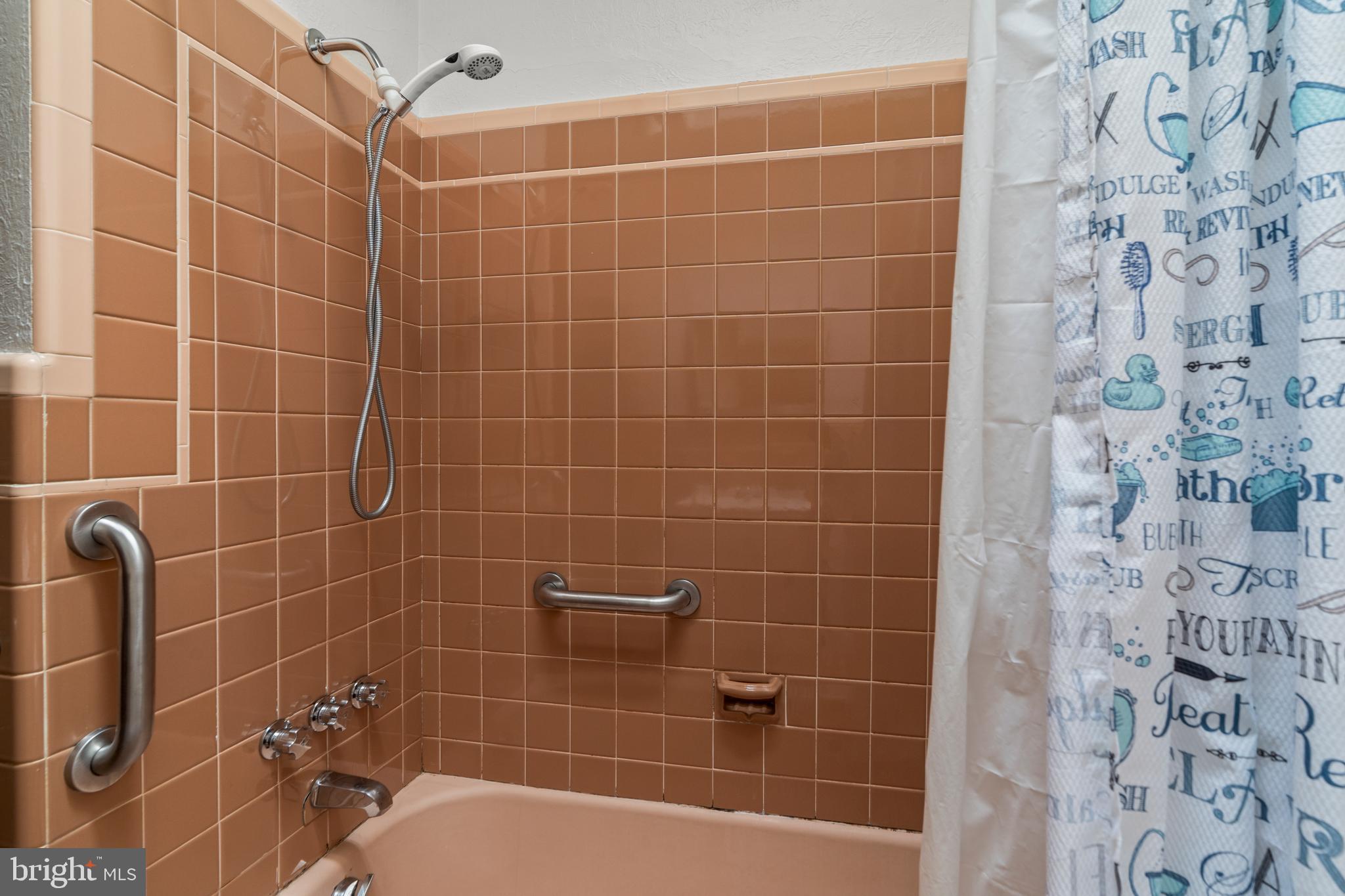 TACONY - Residential