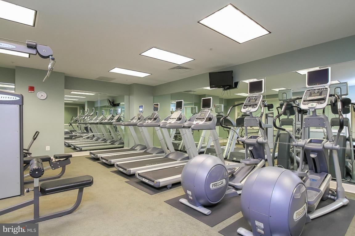 ANNAPOLIS TOWNE CENTRE - Residential