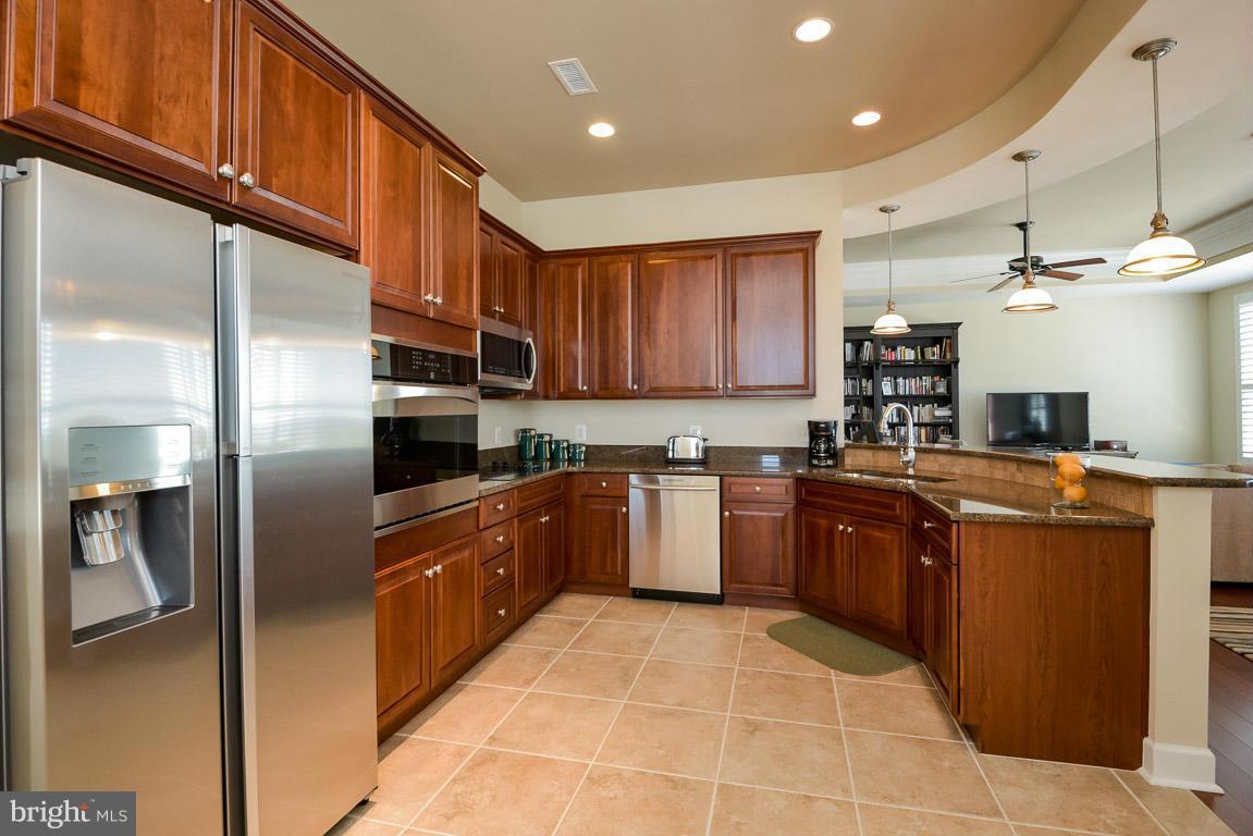 ANNAPOLIS TOWNE CENTRE - Residential