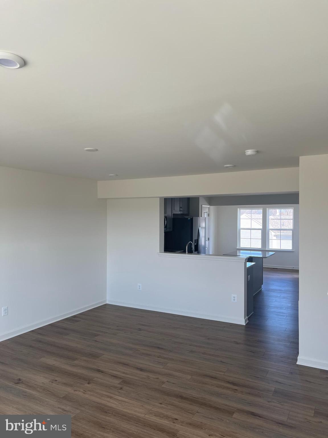 OVERLOOK AT RIVERSIDE TOWNHOMES - Residential Lease