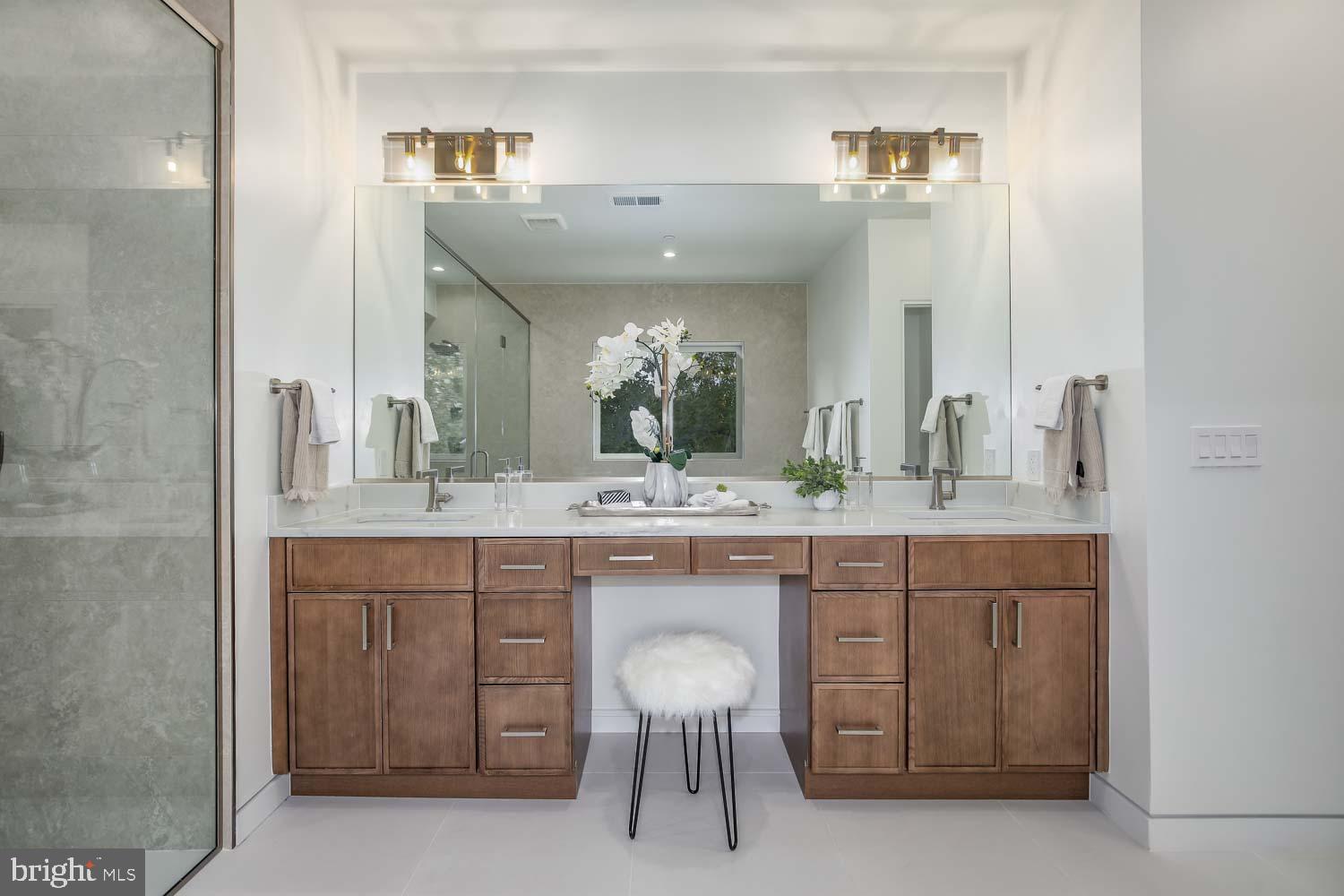 GLEN MAR PARK - Residential