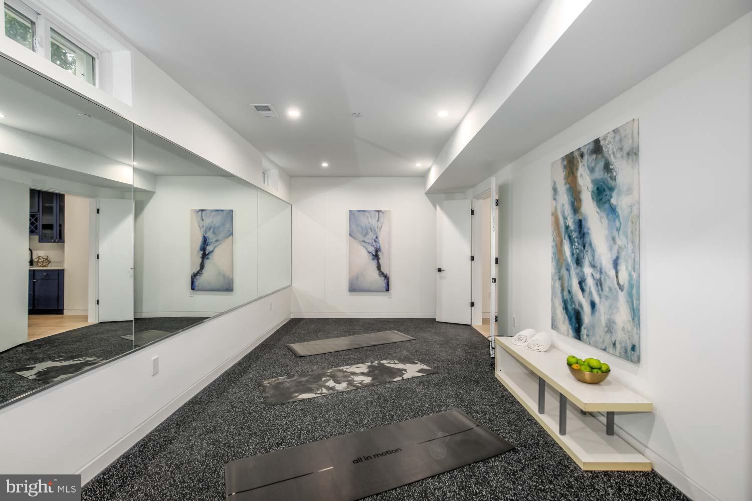 GLEN MAR PARK - Residential