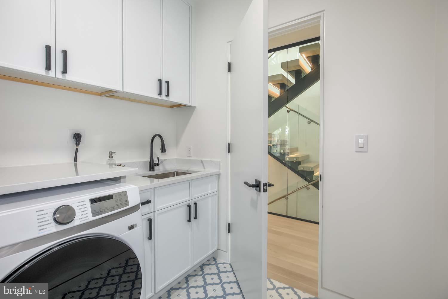 GLEN MAR PARK - Residential