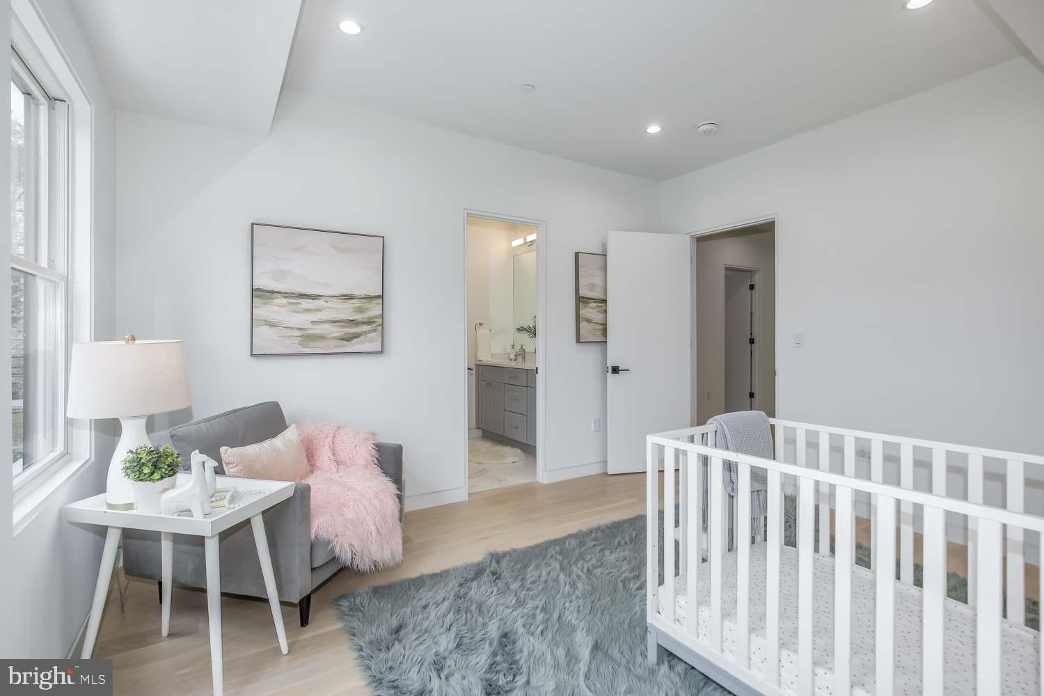 GLEN MAR PARK - Residential