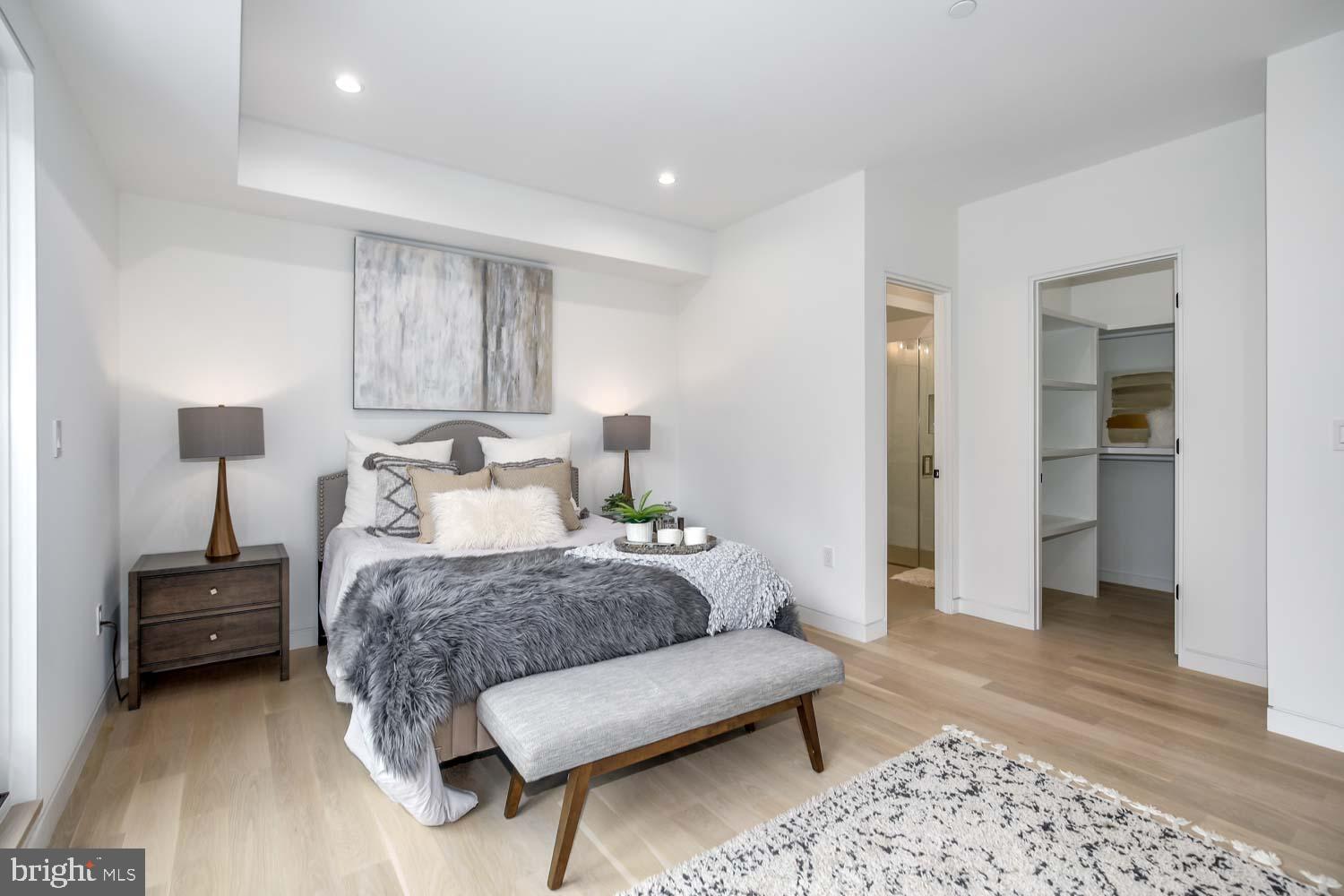 GLEN MAR PARK - Residential