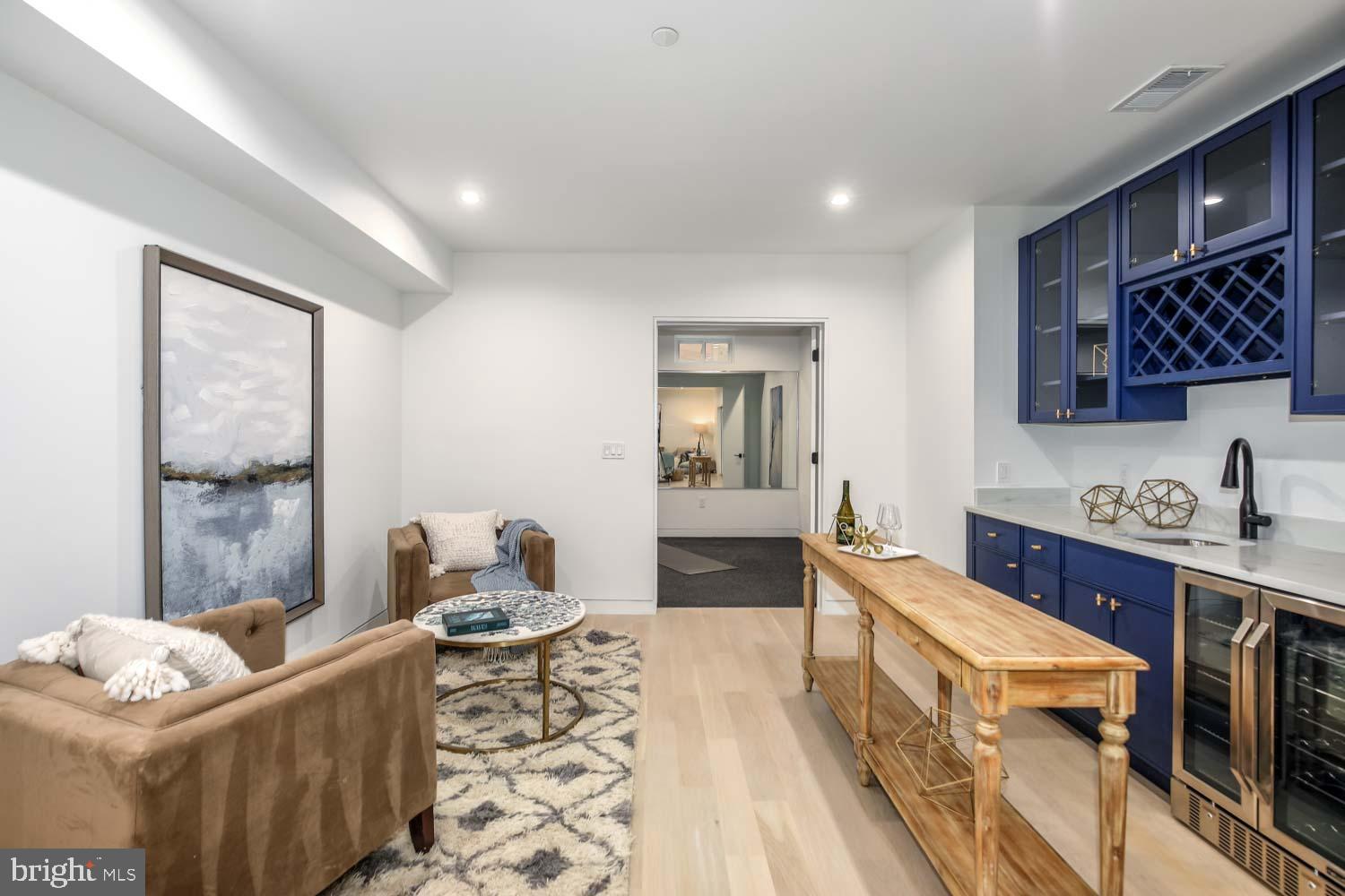 GLEN MAR PARK - Residential