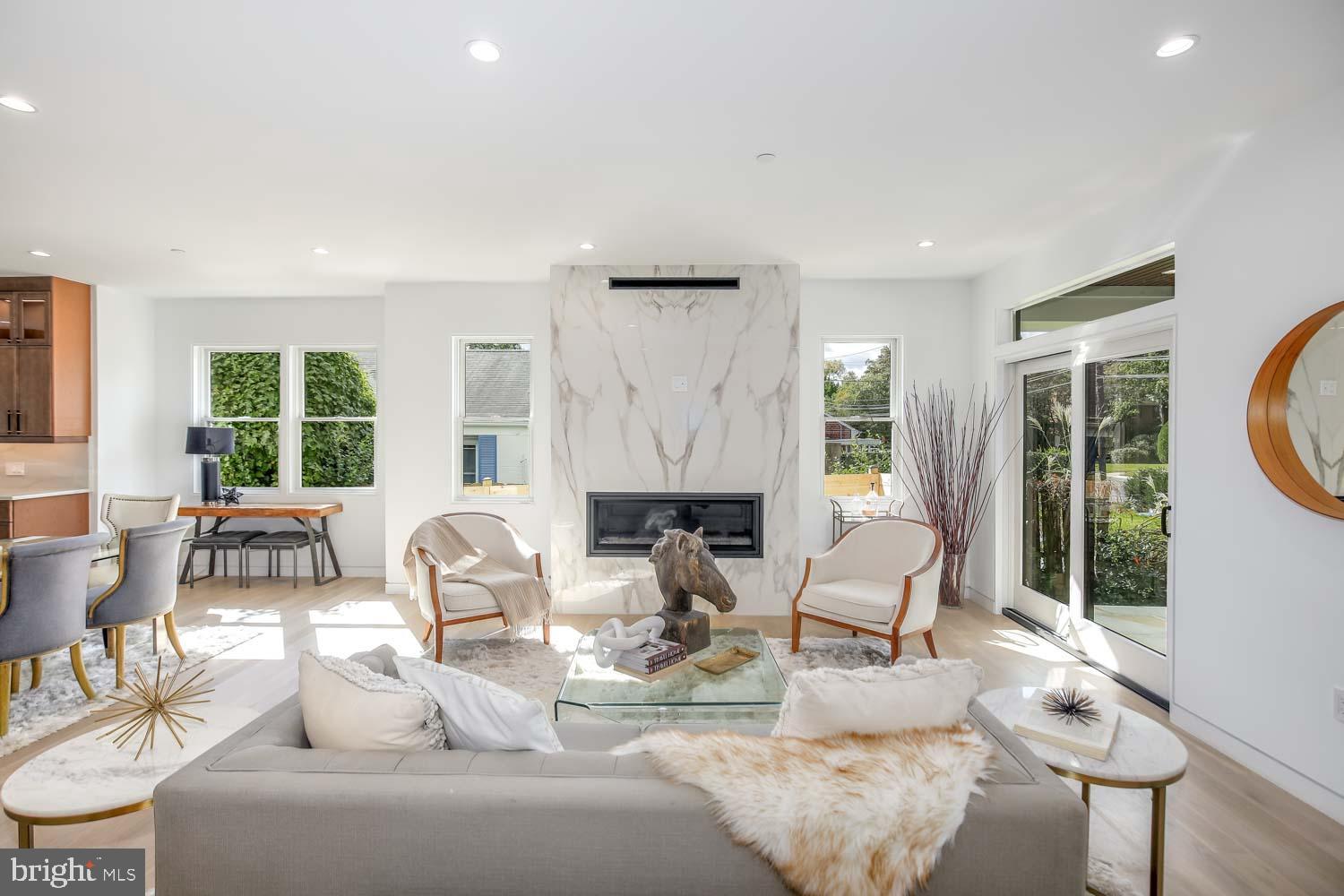 GLEN MAR PARK - Residential