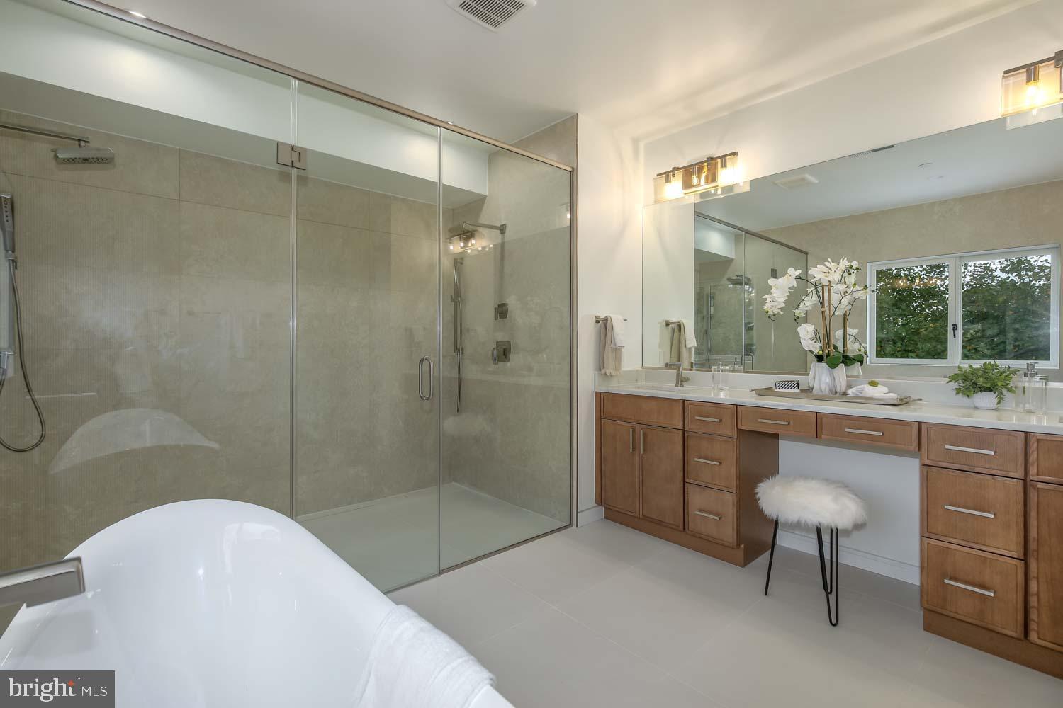 GLEN MAR PARK - Residential