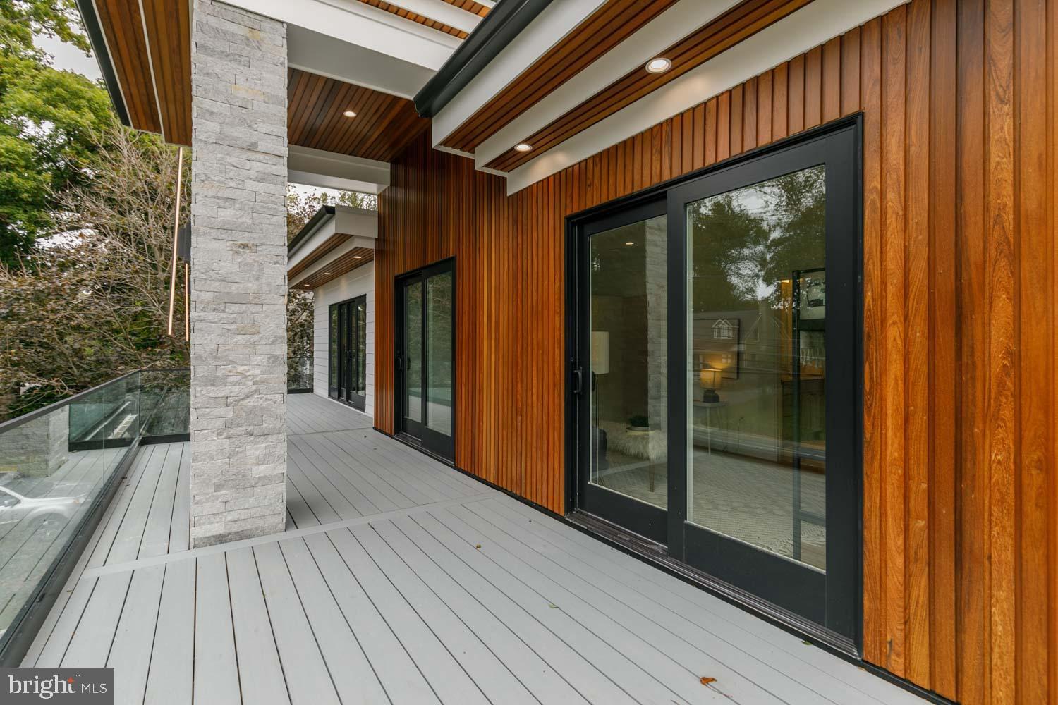 GLEN MAR PARK - Residential