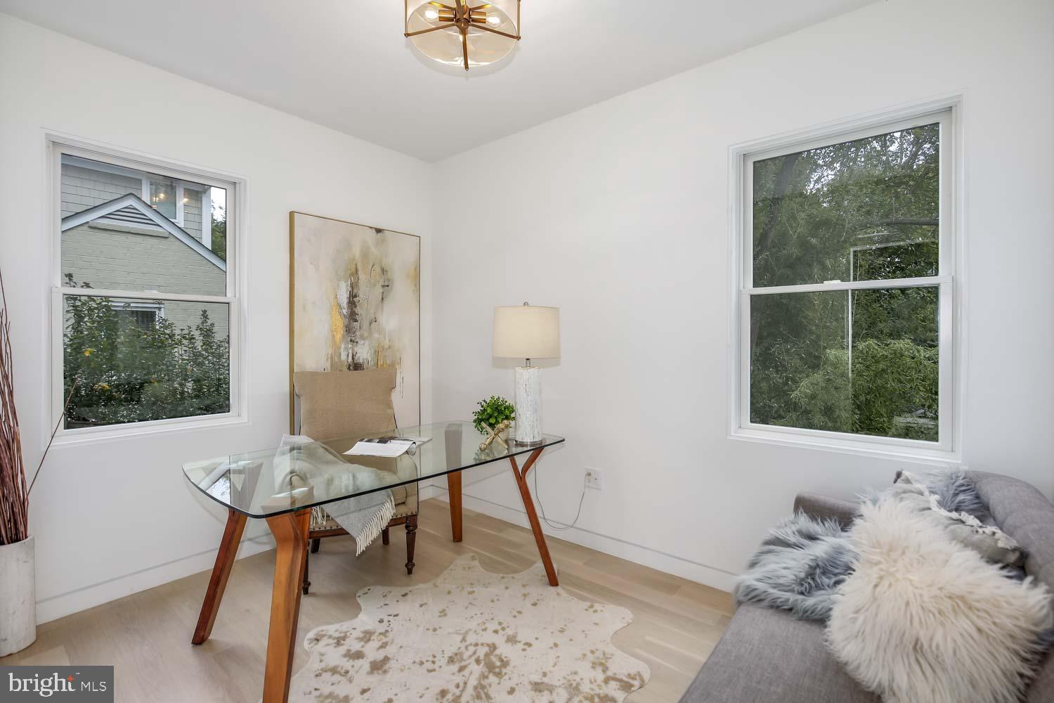 GLEN MAR PARK - Residential