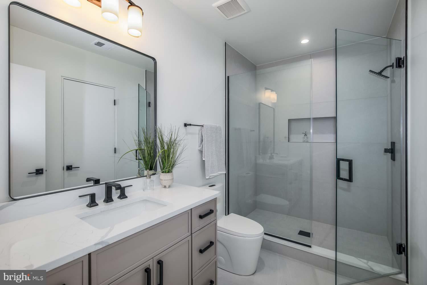 GLEN MAR PARK - Residential