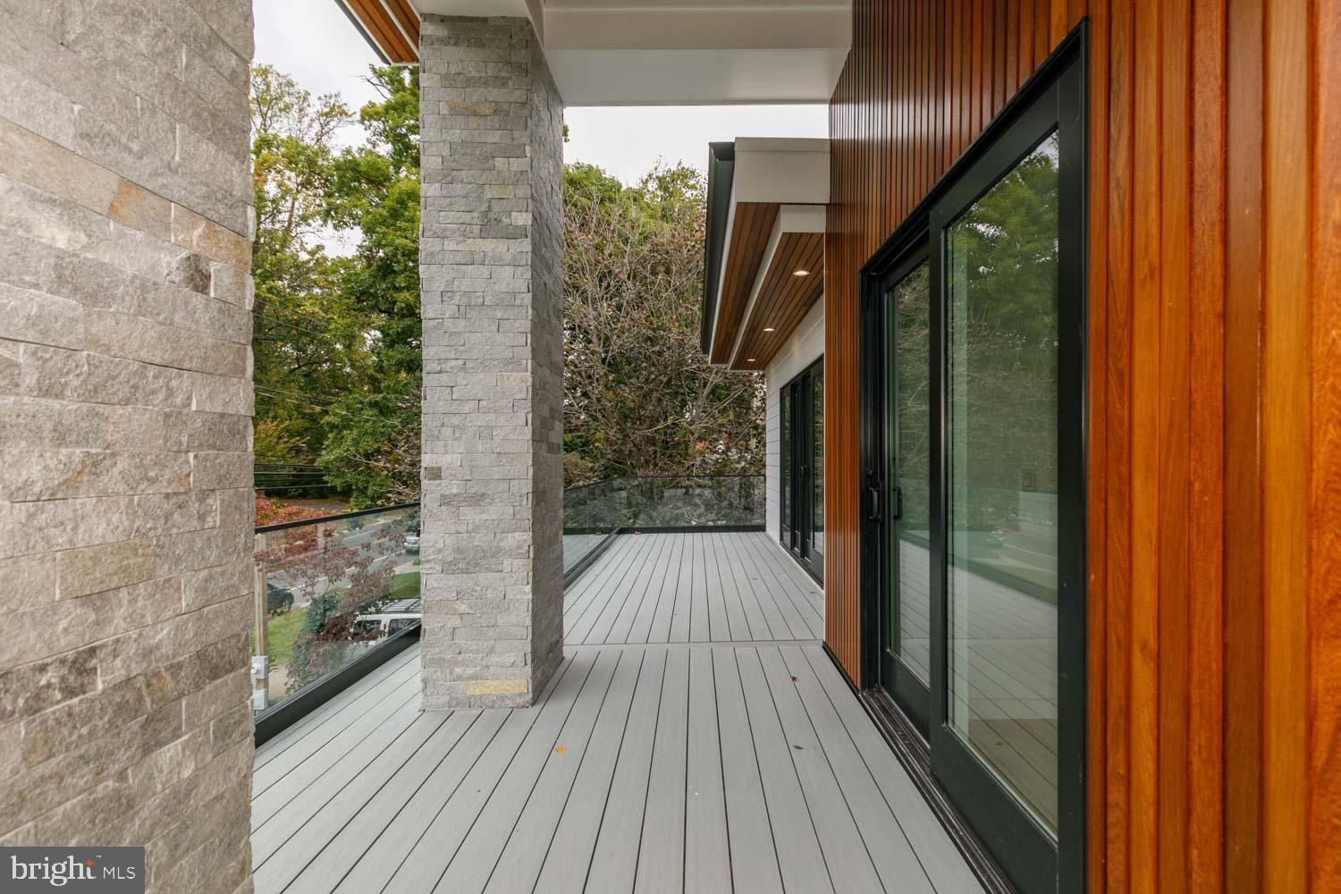 GLEN MAR PARK - Residential